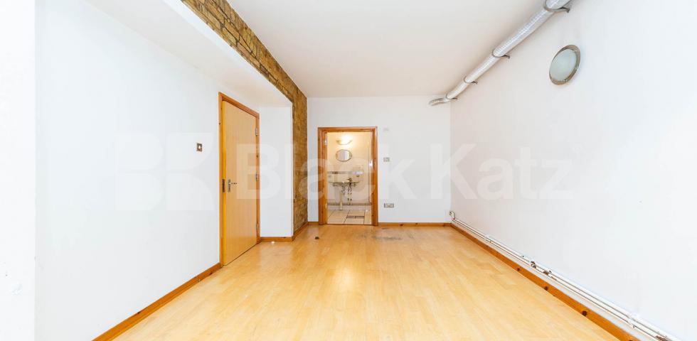 			2 Bedroom, 1 bath, 1 reception Apartment			 SPRINGFIELD HOUSE LOFTS-TYSSEN STREET, DALSTON/HAGGERSTON
